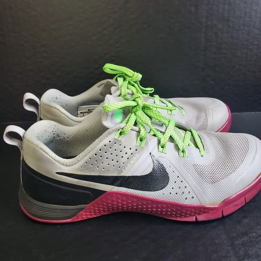 Nike Metcon Flywire Training Shoes‎ Women's Mango/Black 813101-005 Size 8